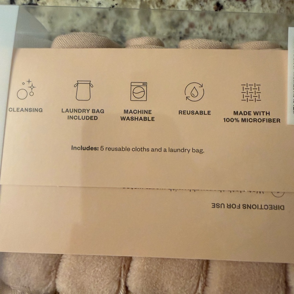 SkinMedica Facial Cleansing Cloths - Picture 6 of 6